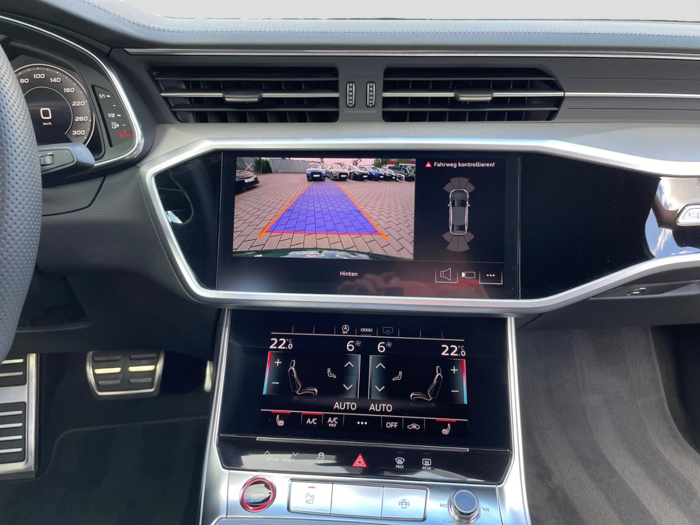 Bild über Audi S6 Limousine TDI quattro tiptronic - für weitere Informationen kontaktieren Sie den Audi Partner