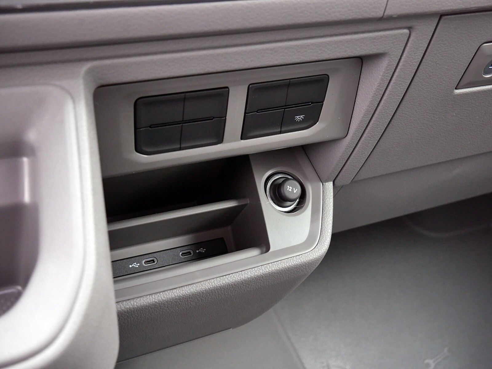Volkswagen Crafter Kasten mittlerer Radstand – Bild 21