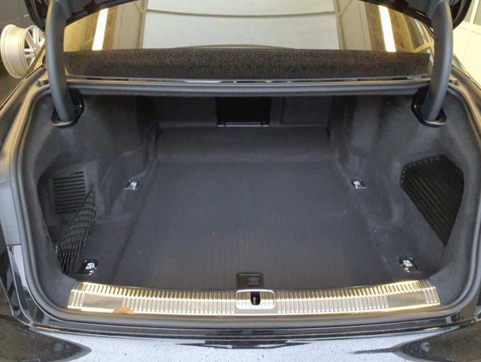 Image about Audi S8 TFSI quattro tiptronic