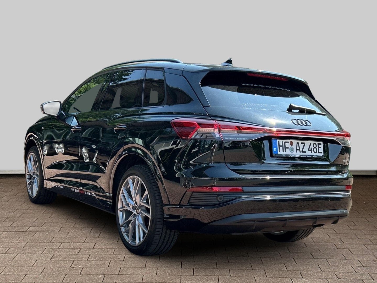 Image about Audi Q4 e-tron 45 e-tron quattro