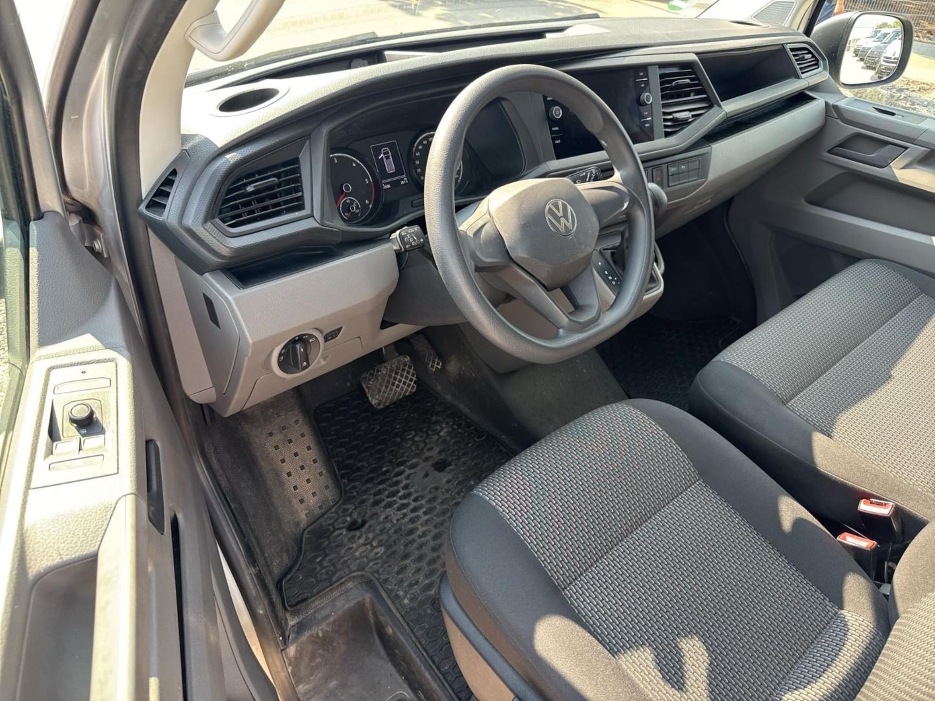Volkswagen T6.1 Transporter Kasten kurzer Radstand