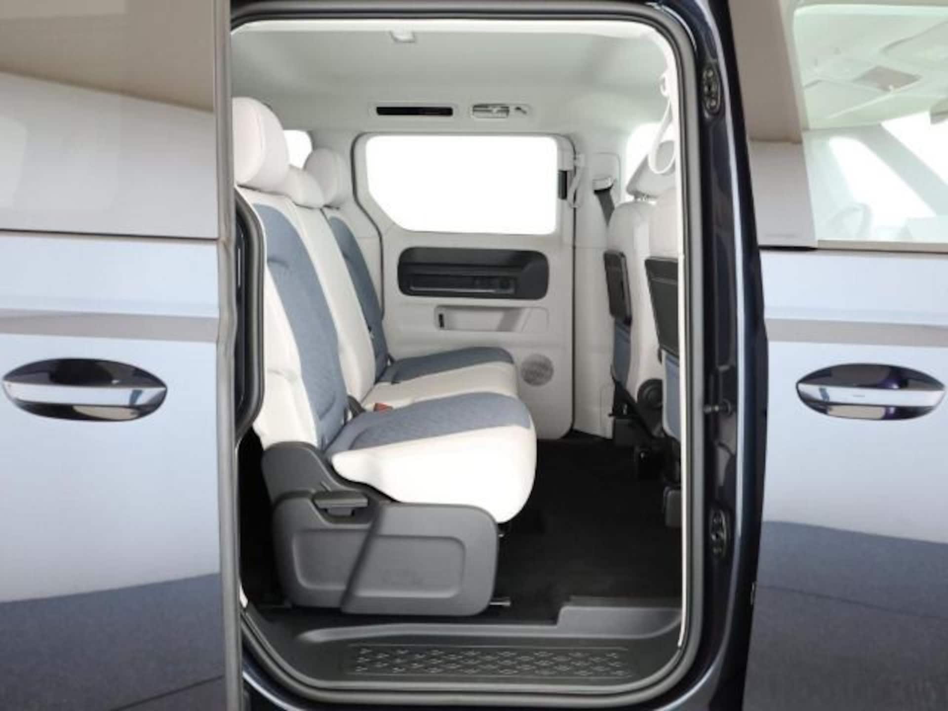 Volkswagen ID. Buzz Pure