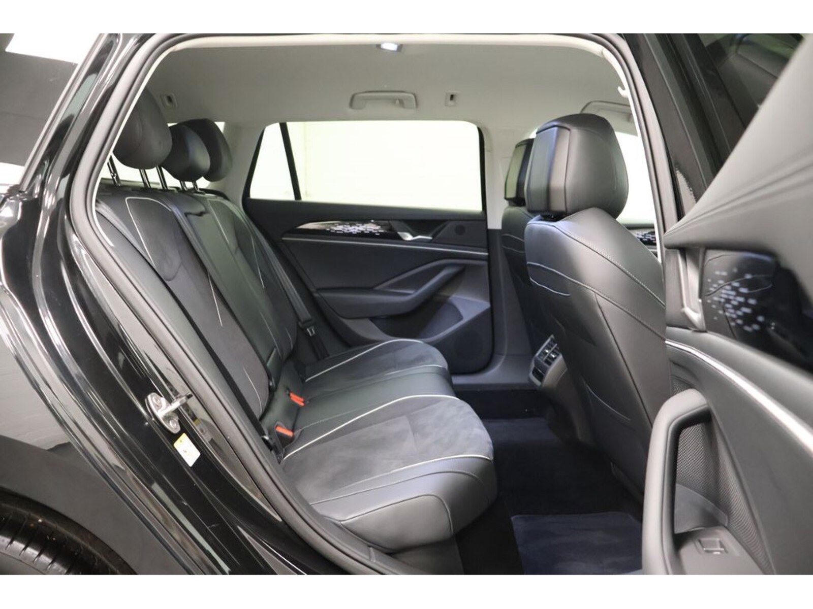 Volkswagen Passat – Bild 26