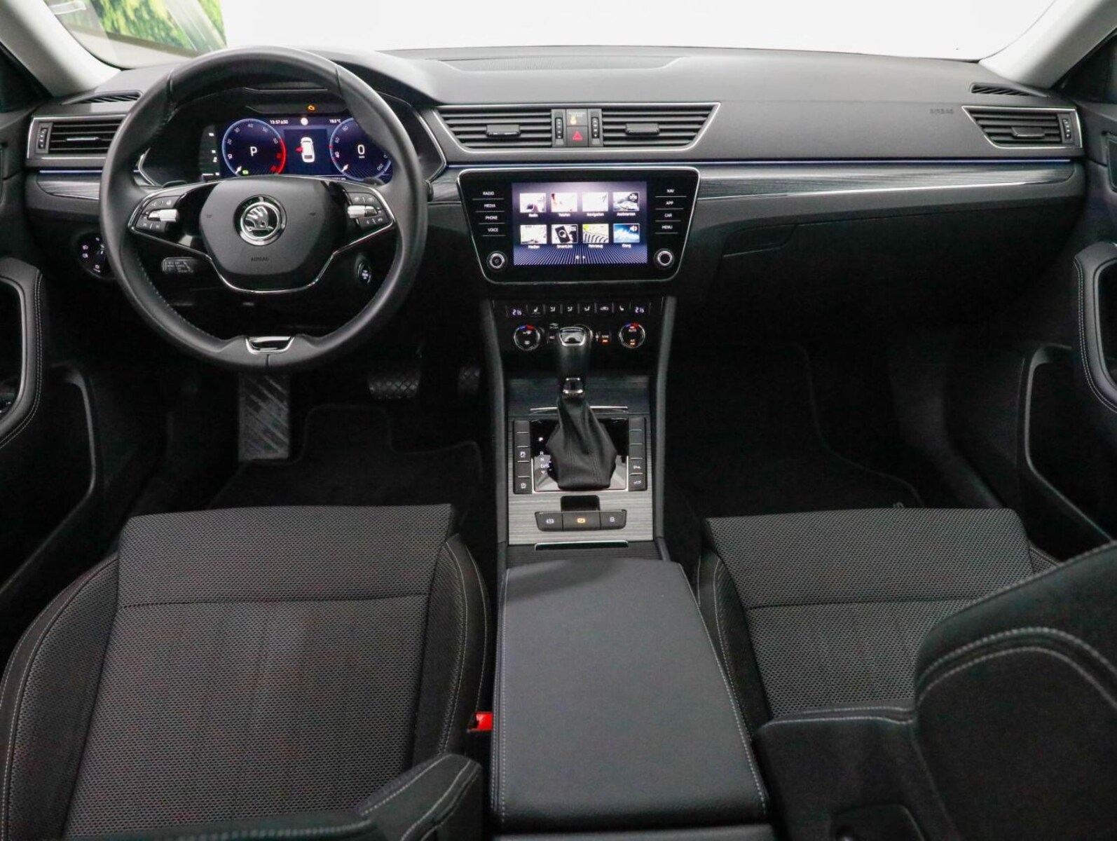 Škoda Superb Combi – Bild 30