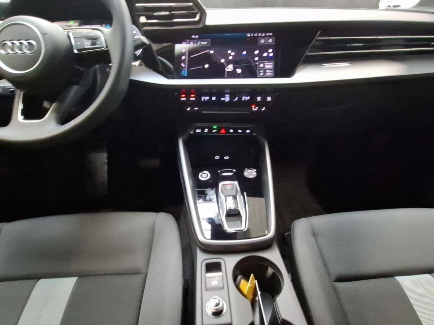 Bild über Audi A3 allstreet TFSI e 40 TFSI e S tronic - für weitere Informationen kontaktieren Sie den Audi Partner