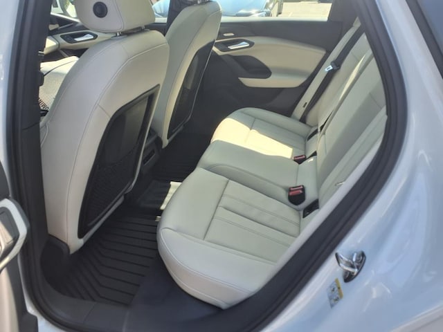 2025 Audi A6 Sportback e-tron Premium Plus - Photo 8