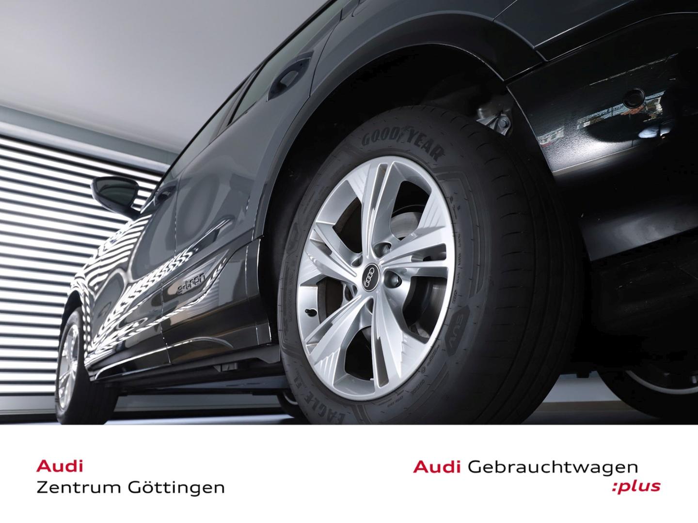 Image about Audi Q6 SUV e-tron e-tron