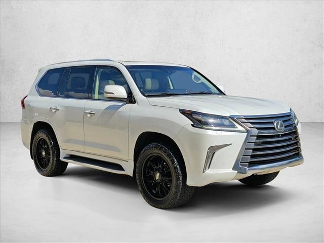 2016 Lexus LX 570