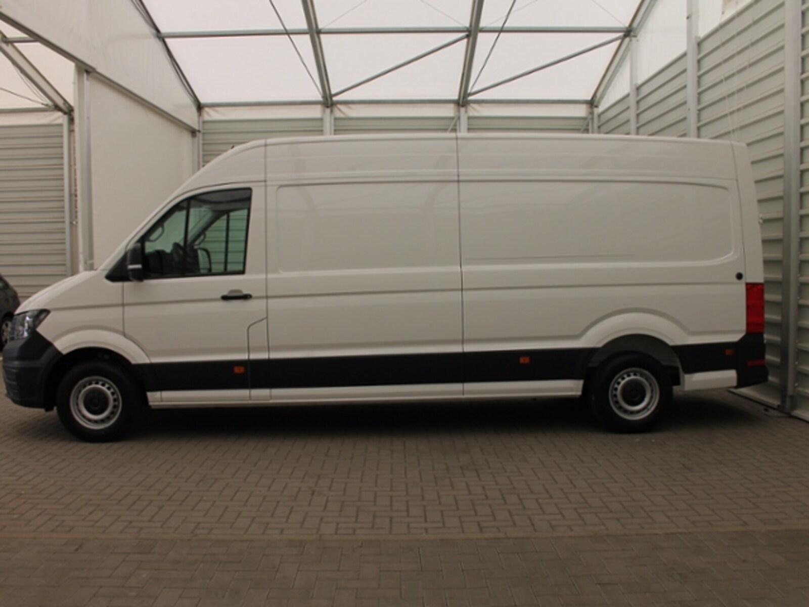 Volkswagen Crafter Kasten langer Radstand – Bild 3
