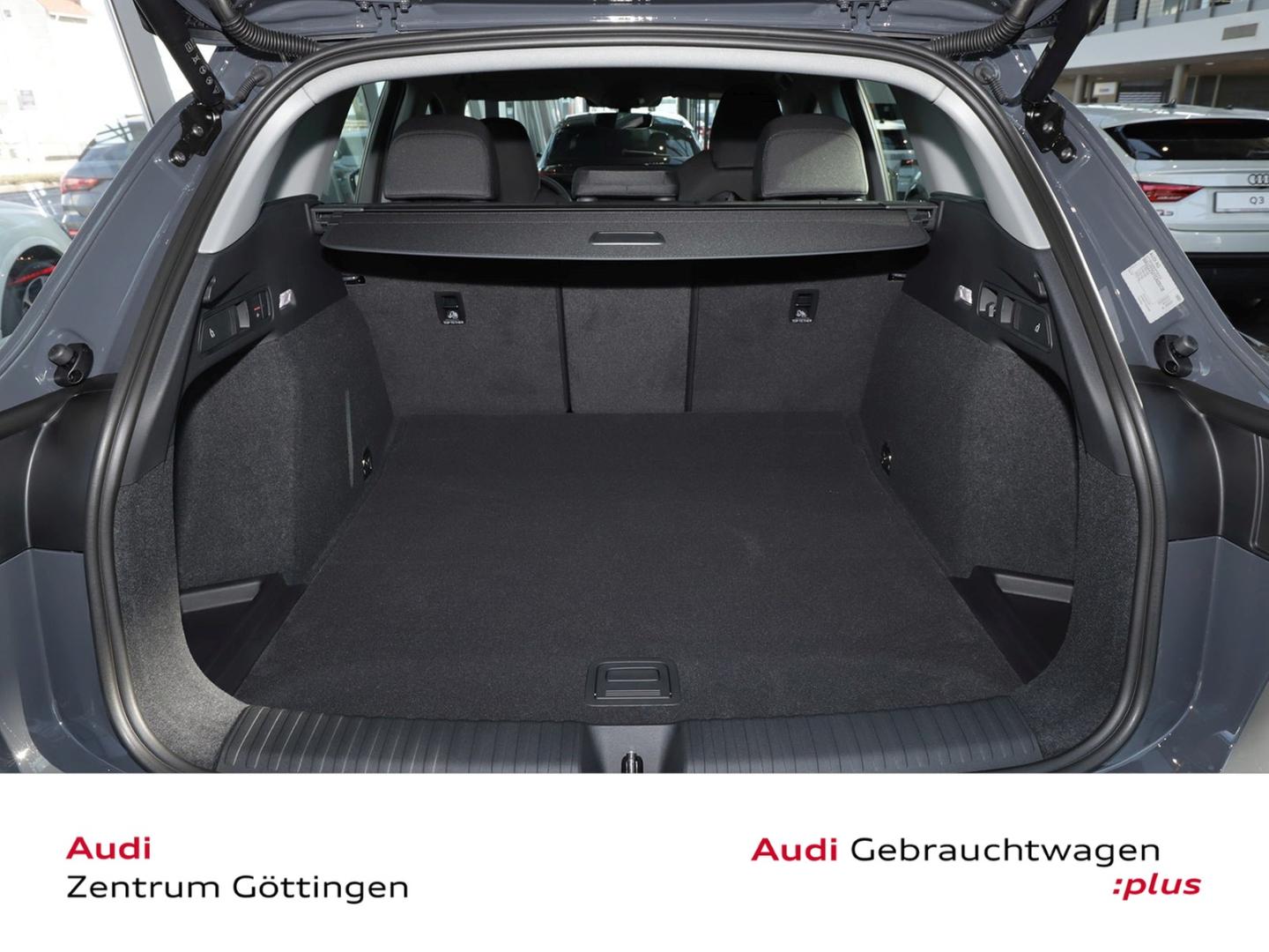 Image about Audi Q6 SUV e-tron e-tron