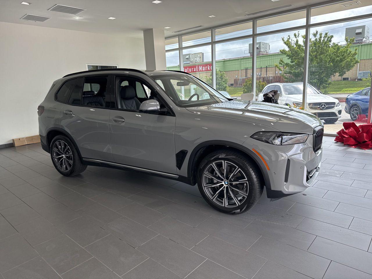2025 BMW X5 xDrive40i's photo