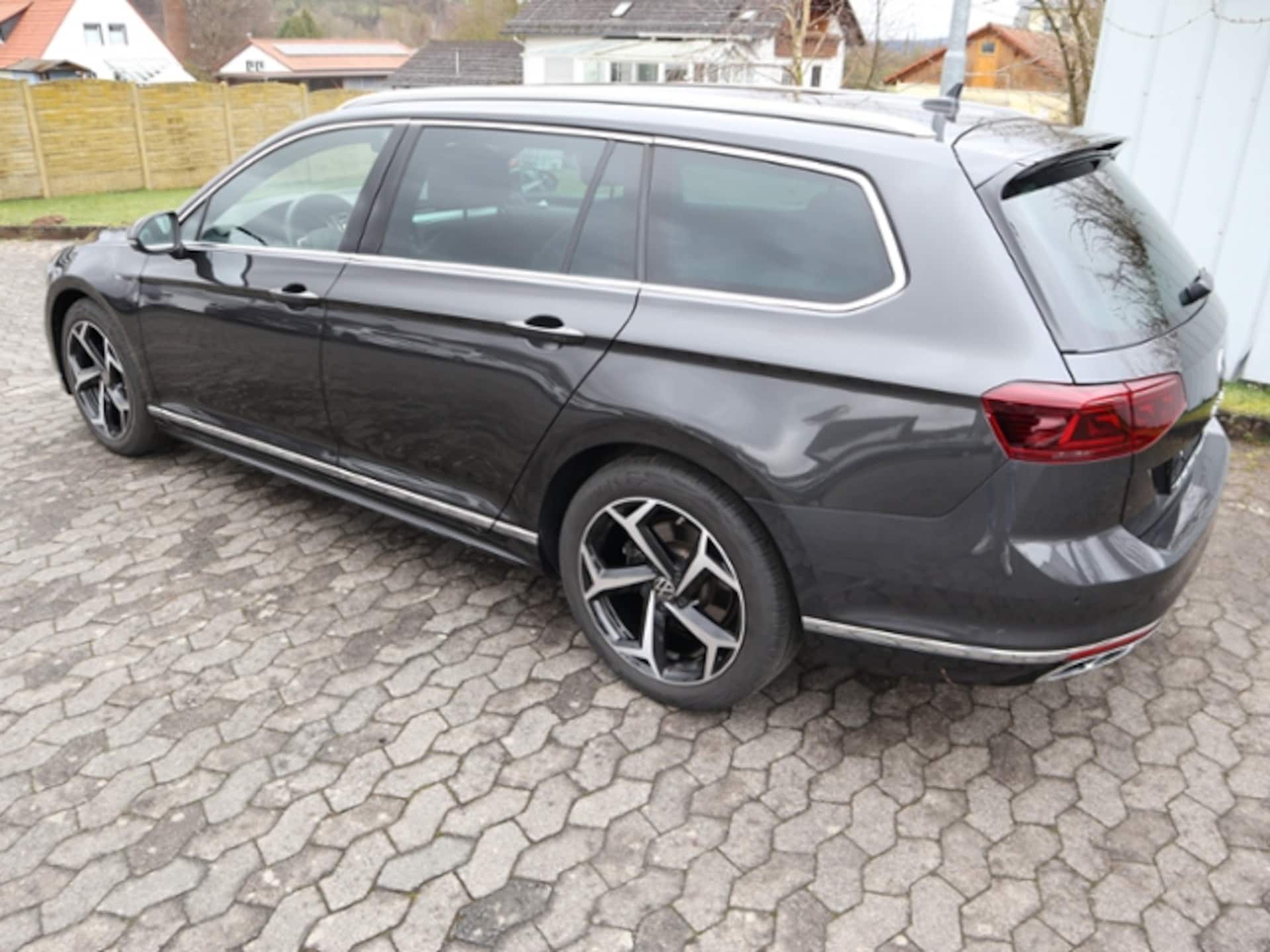 Volkswagen Passat Variant Elegance