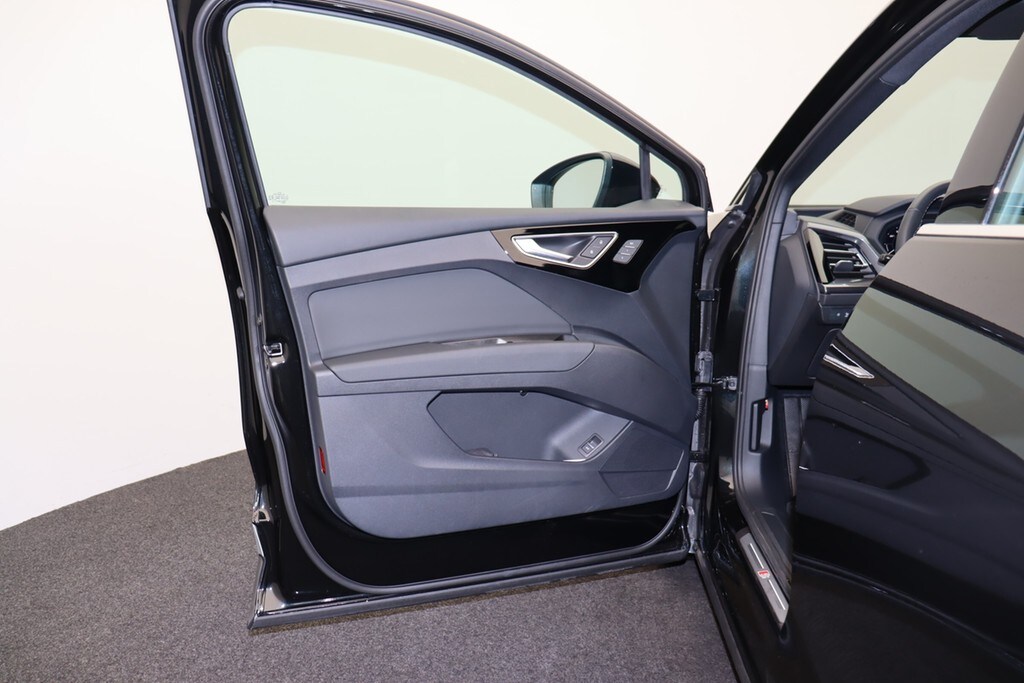 Image about Audi Q4 e-tron 45 e-tron quattro