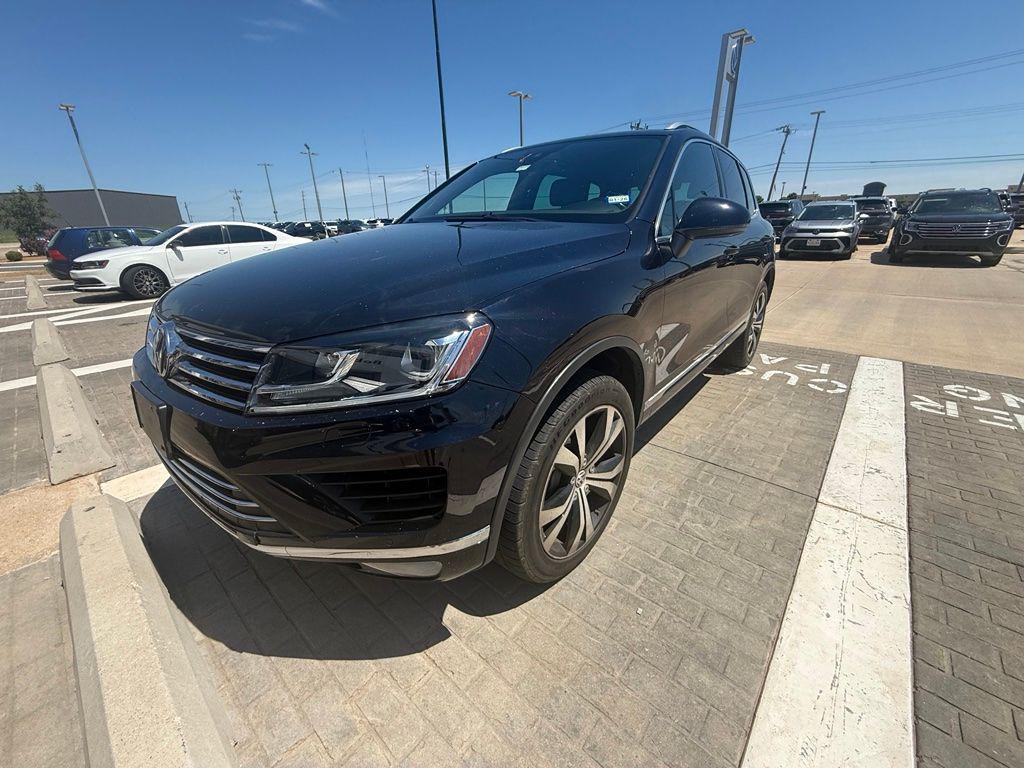 2017 Volkswagen Touareg V6 Wolfsburg Edition's photo
