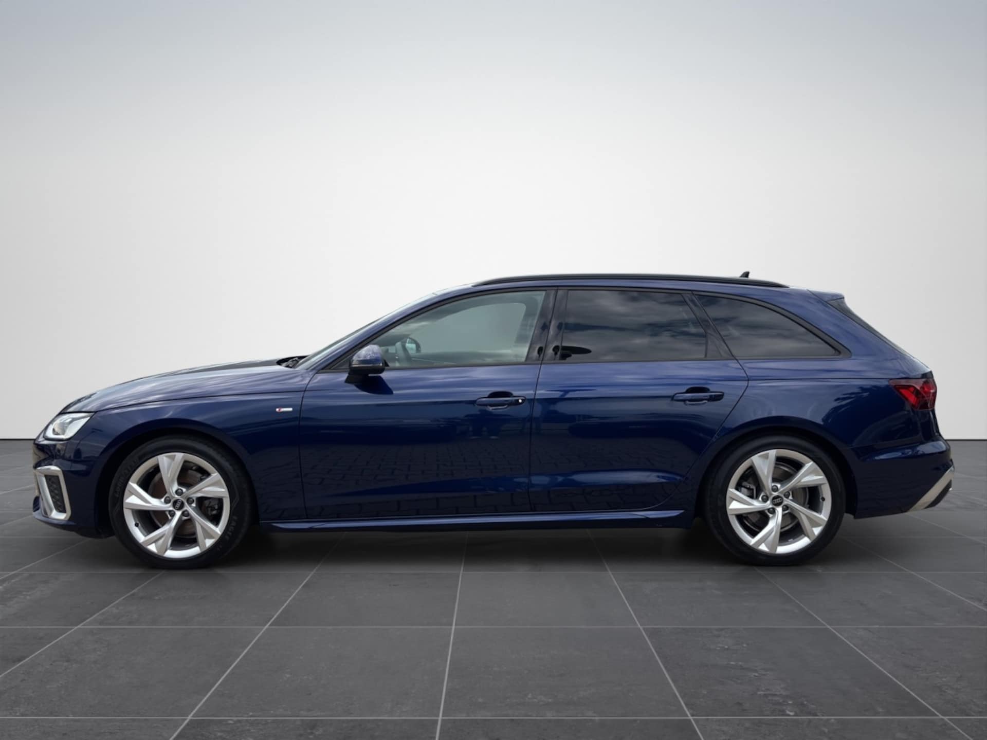 Audi A4 Avant S line