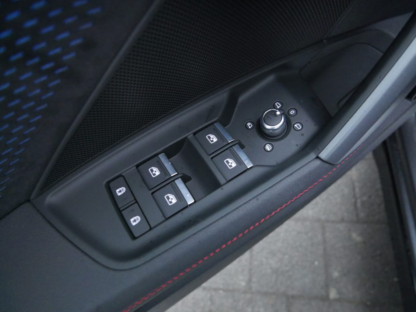 Bild über Audi S3 Limousine TFSI quattro S tronic - für weitere Informationen kontaktieren Sie den Audi Partner