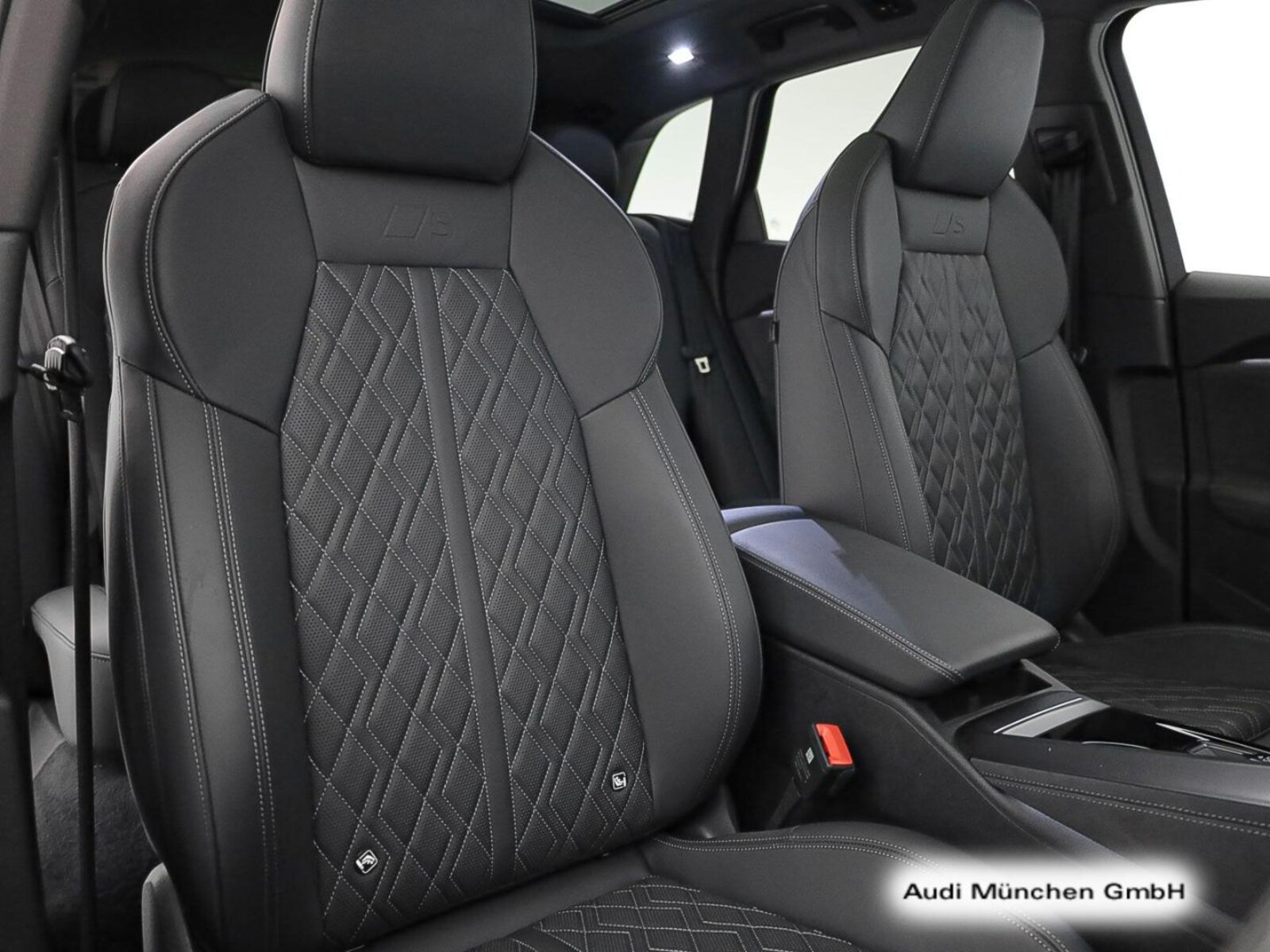 Audi SQ5 – Bild 10