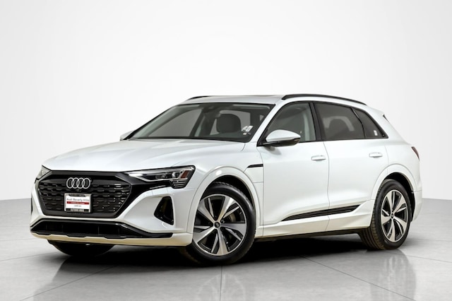 2024 Audi Q8 e-tron