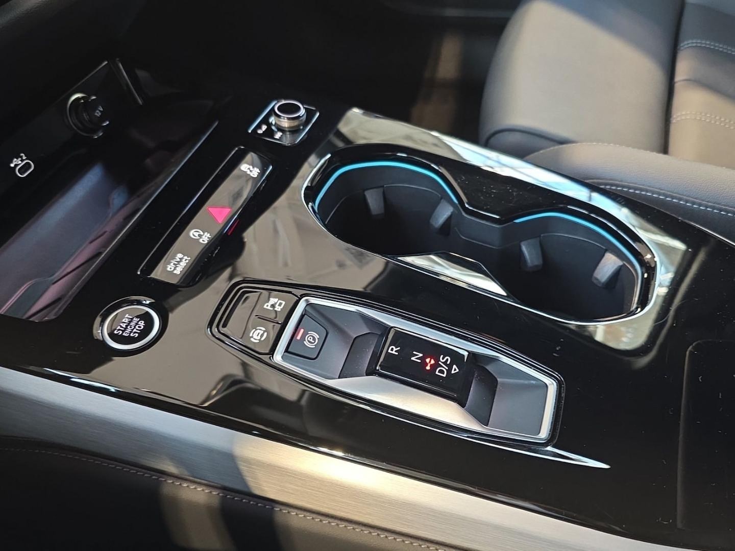 Bild über Audi A5 Avant TFSI quattro S tronic - für weitere Informationen kontaktieren Sie den Audi Partner