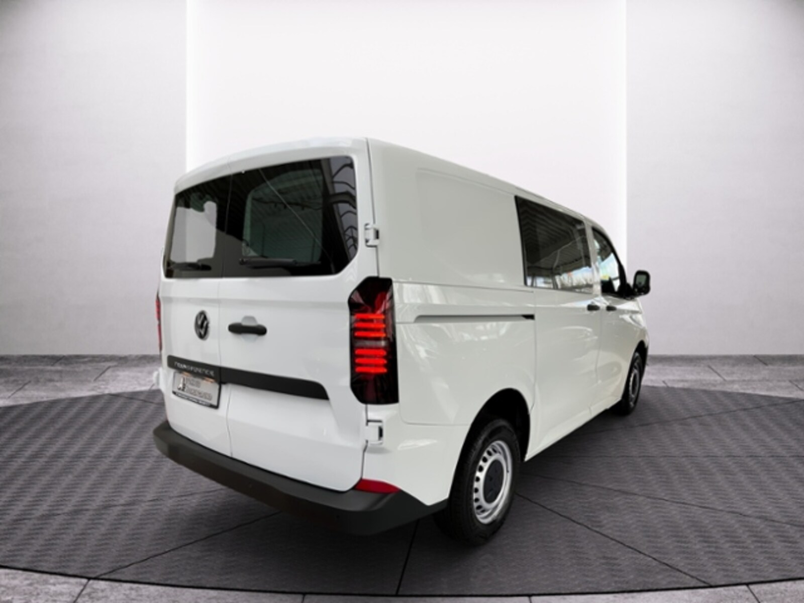 Volkswagen Transporter Kasten kurzer Radstand – Bild 6