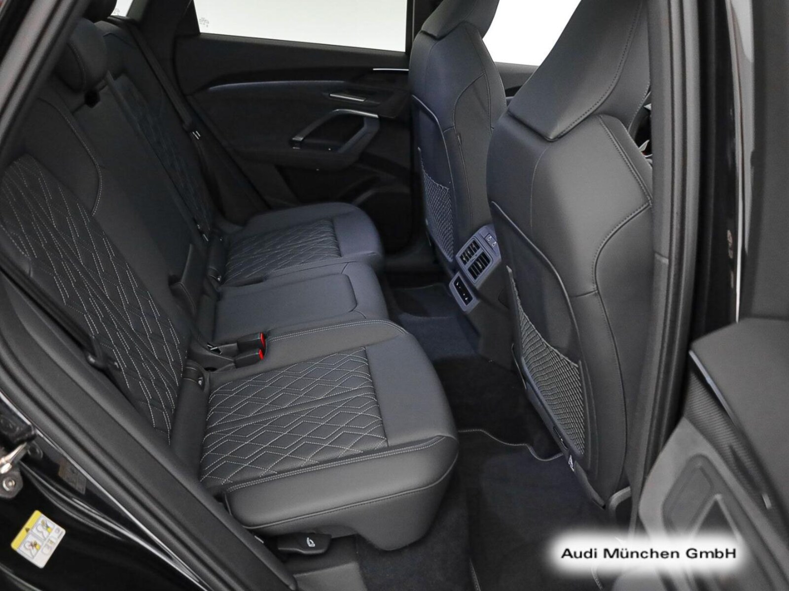 Audi SQ5 – Bild 11