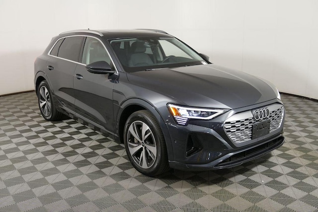 2024 Audi Q8 e-tron