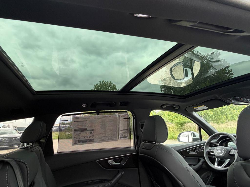 2026 Audi Q7 Premium Plus - Photo 12