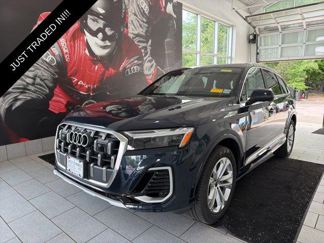 2025 Audi Q7 55 Premium Plus quattro Tiptronic's photo