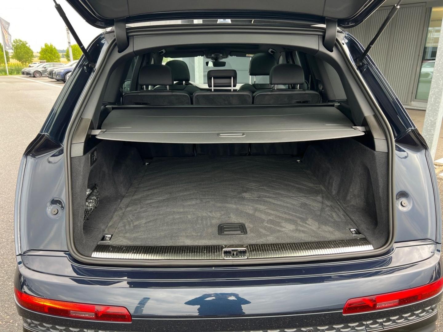 Bild über Audi Q7 SUV S line 50 TDI quattro tiptronic - für weitere Informationen kontaktieren Sie den Audi Partner