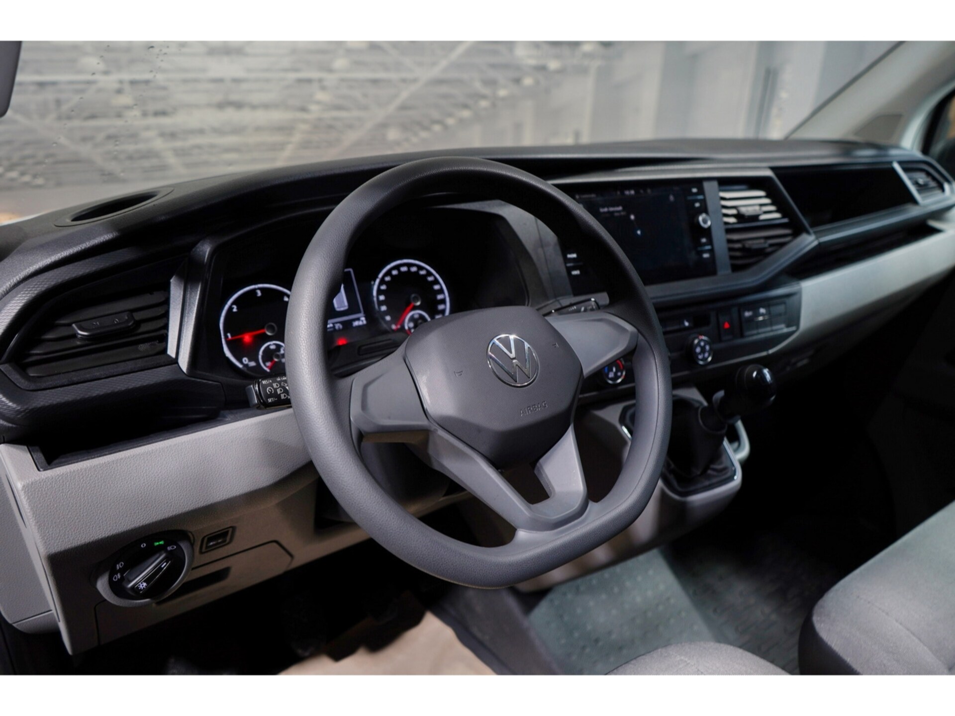 Volkswagen T6.1 Transporter Kasten kurzer Radstand