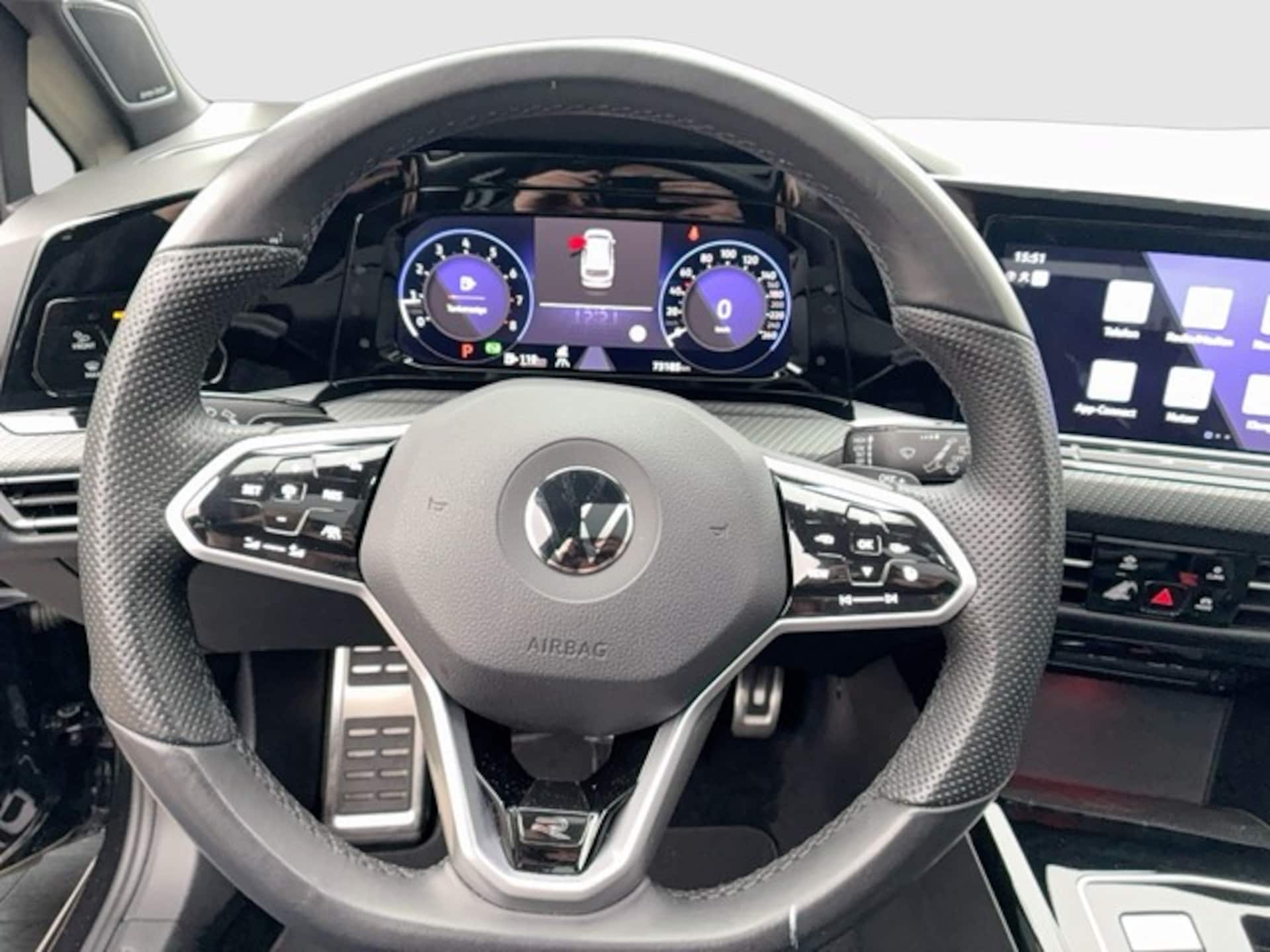 Volkswagen Golf Variant R-Line