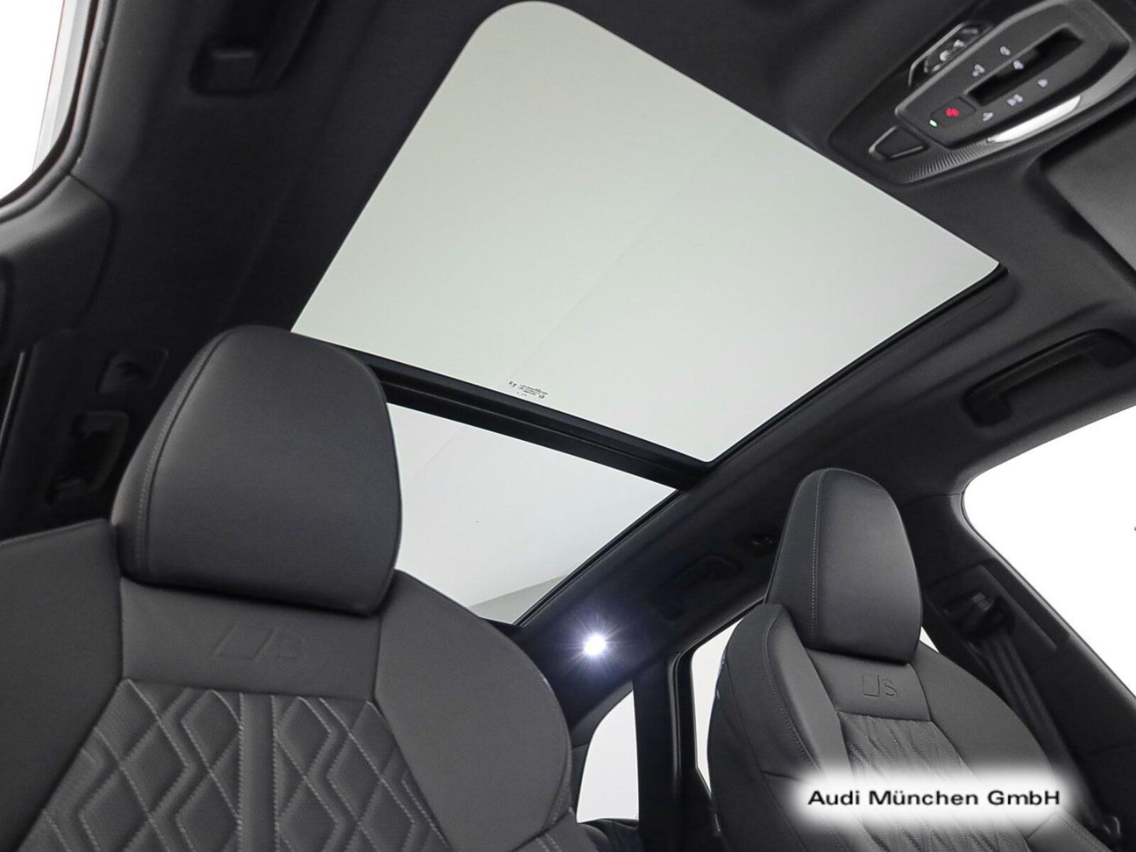 Audi SQ5 – Bild 18