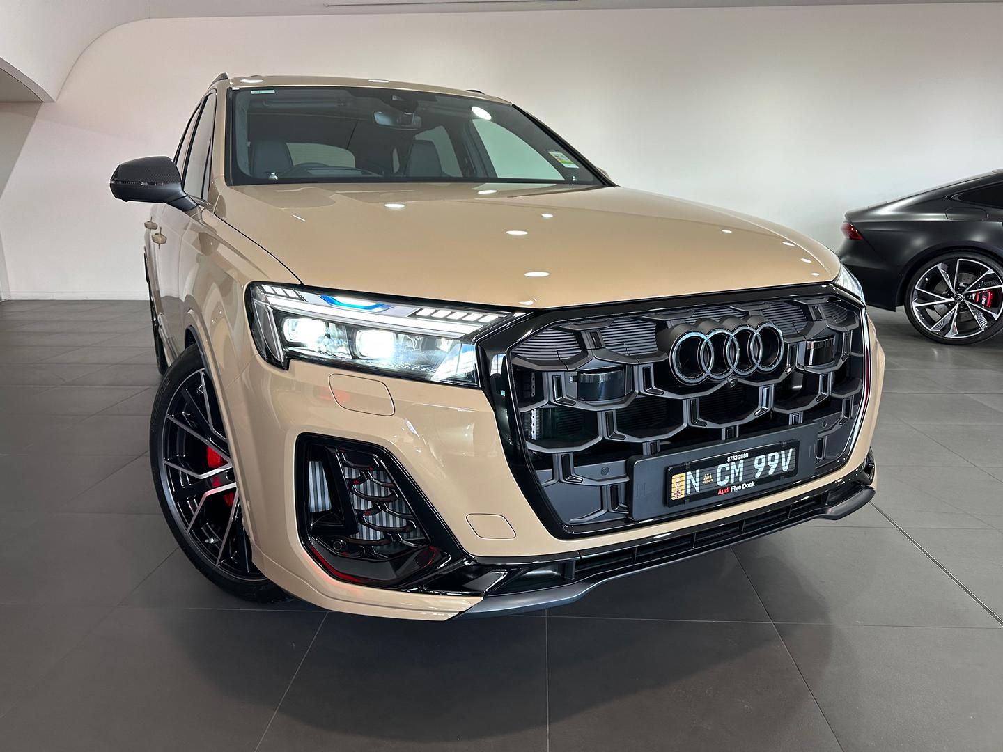 Image about Audi SQ7 SQ7 SUV TFSI 373 kW tiptronic