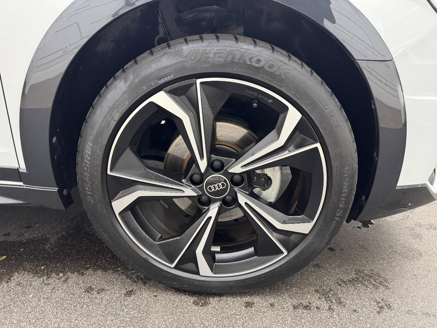 Image about Audi A1 allstreet Design Luxe 30 TFSI 81 kW (110 ch) S tronic