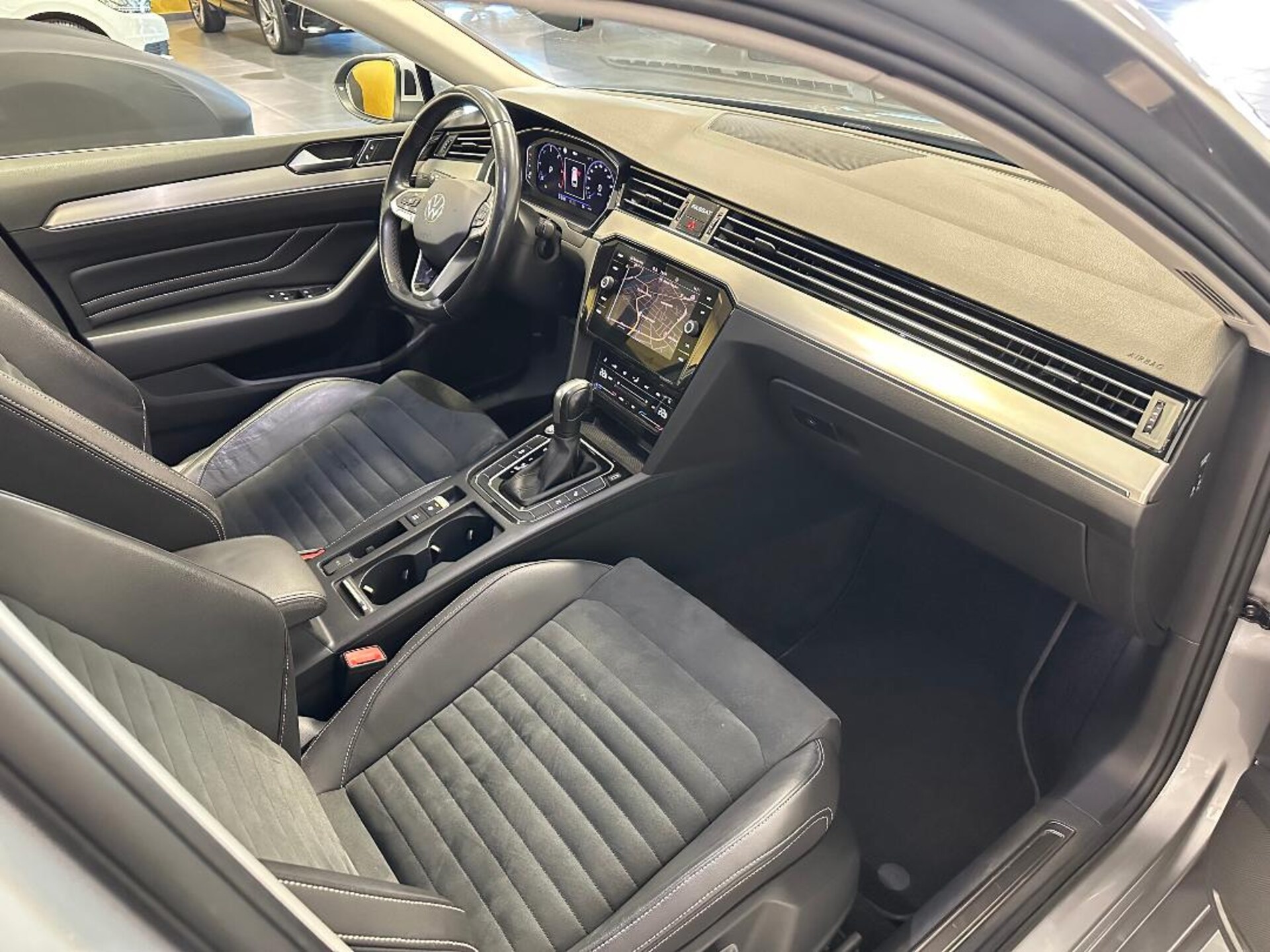 Volkswagen Passat Variant Elegance