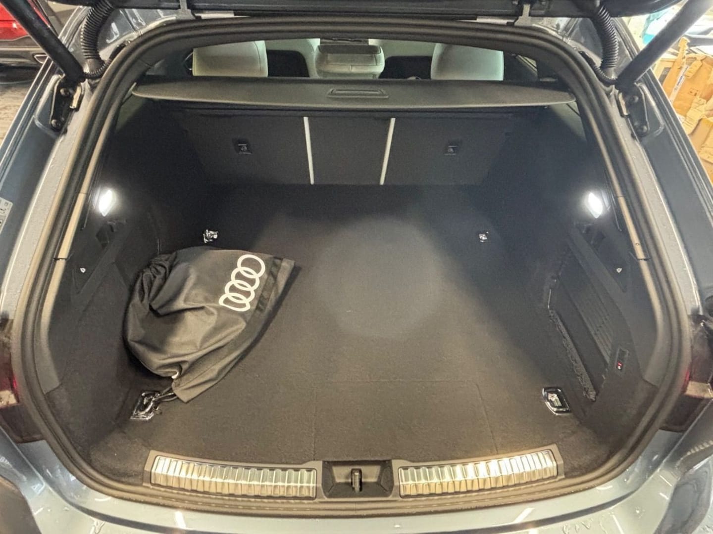 Bild über Audi A5 Avant e-hybrid e-hybrid quattro 270 kW S tronic - für weitere Informationen kontaktieren Sie den Audi Partner