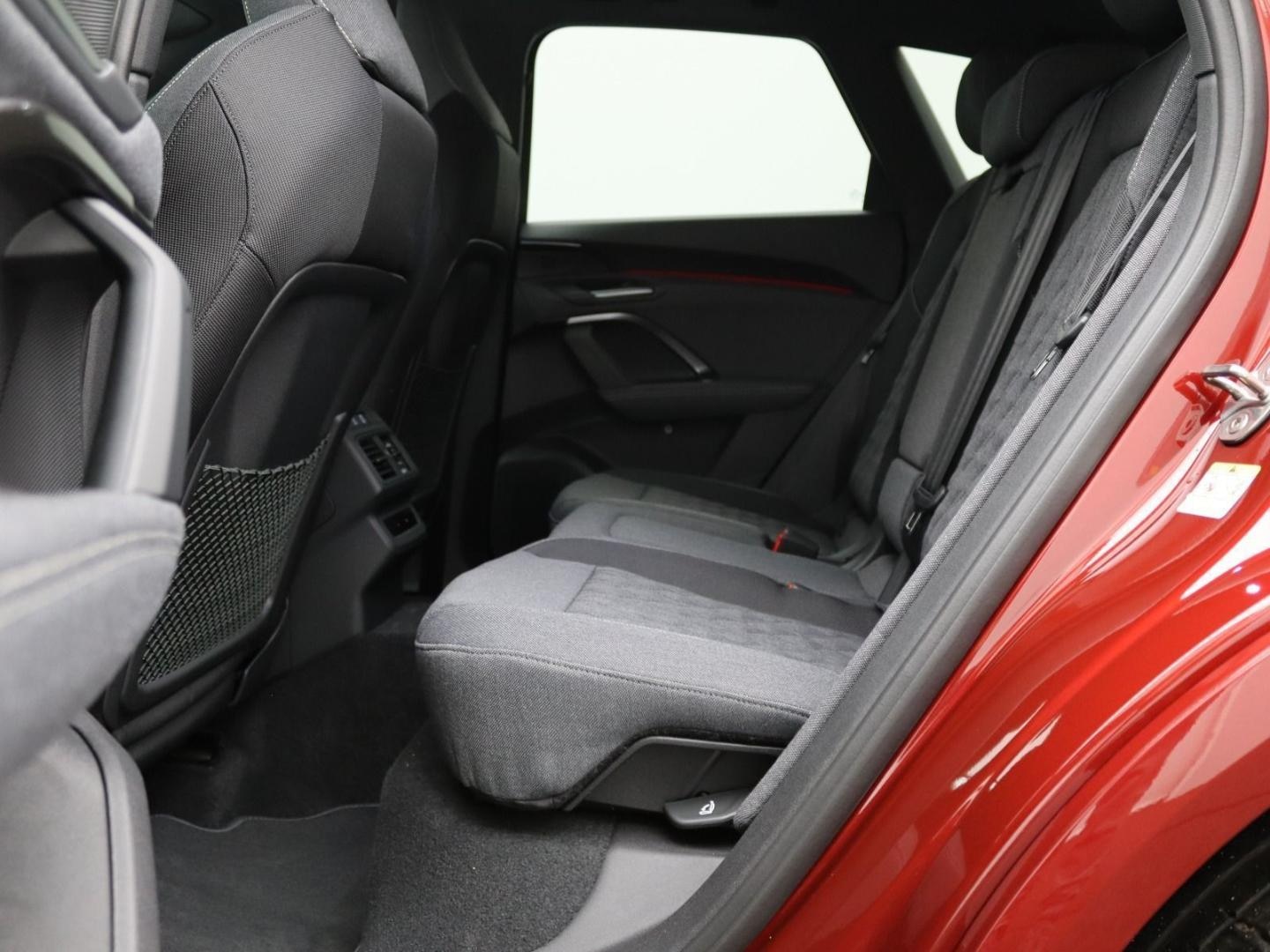 Bild über Audi Q5 SUV TFSI quattro 150 kW S tronic - für weitere Informationen kontaktieren Sie den Audi Partner