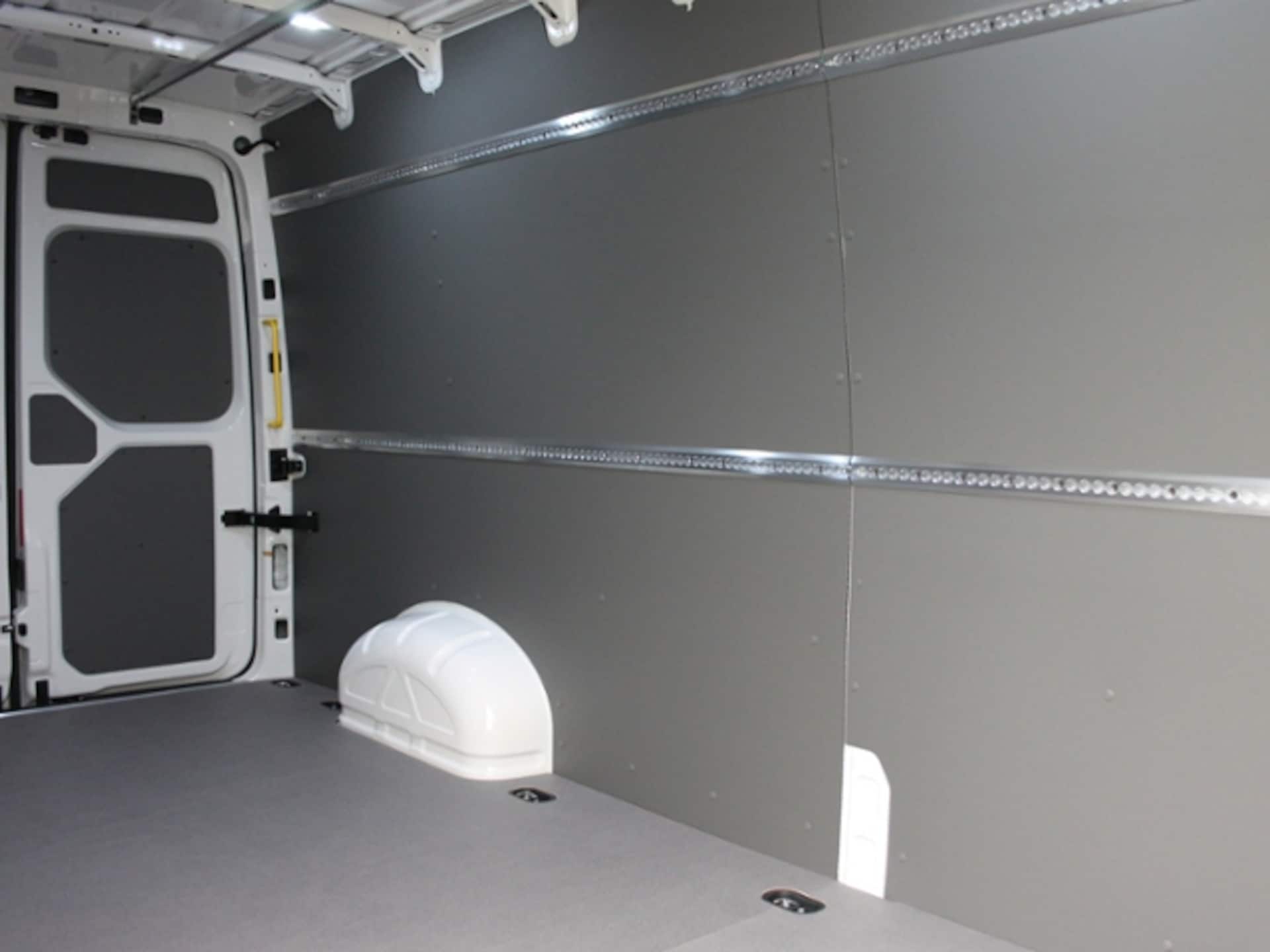 Volkswagen Crafter Kasten langer Radstand