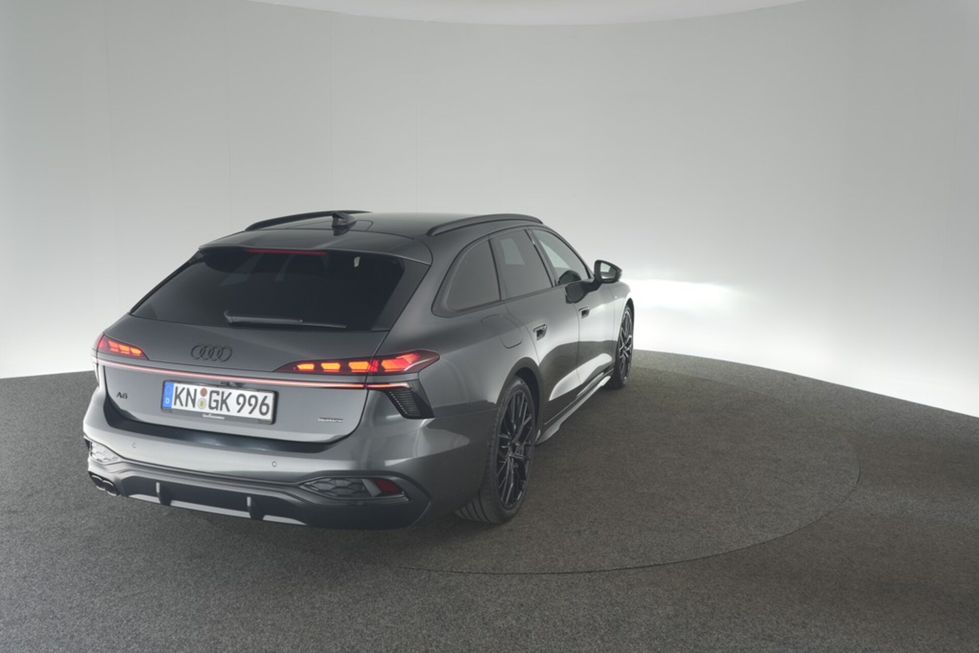 Audi A6 Avant edition one
