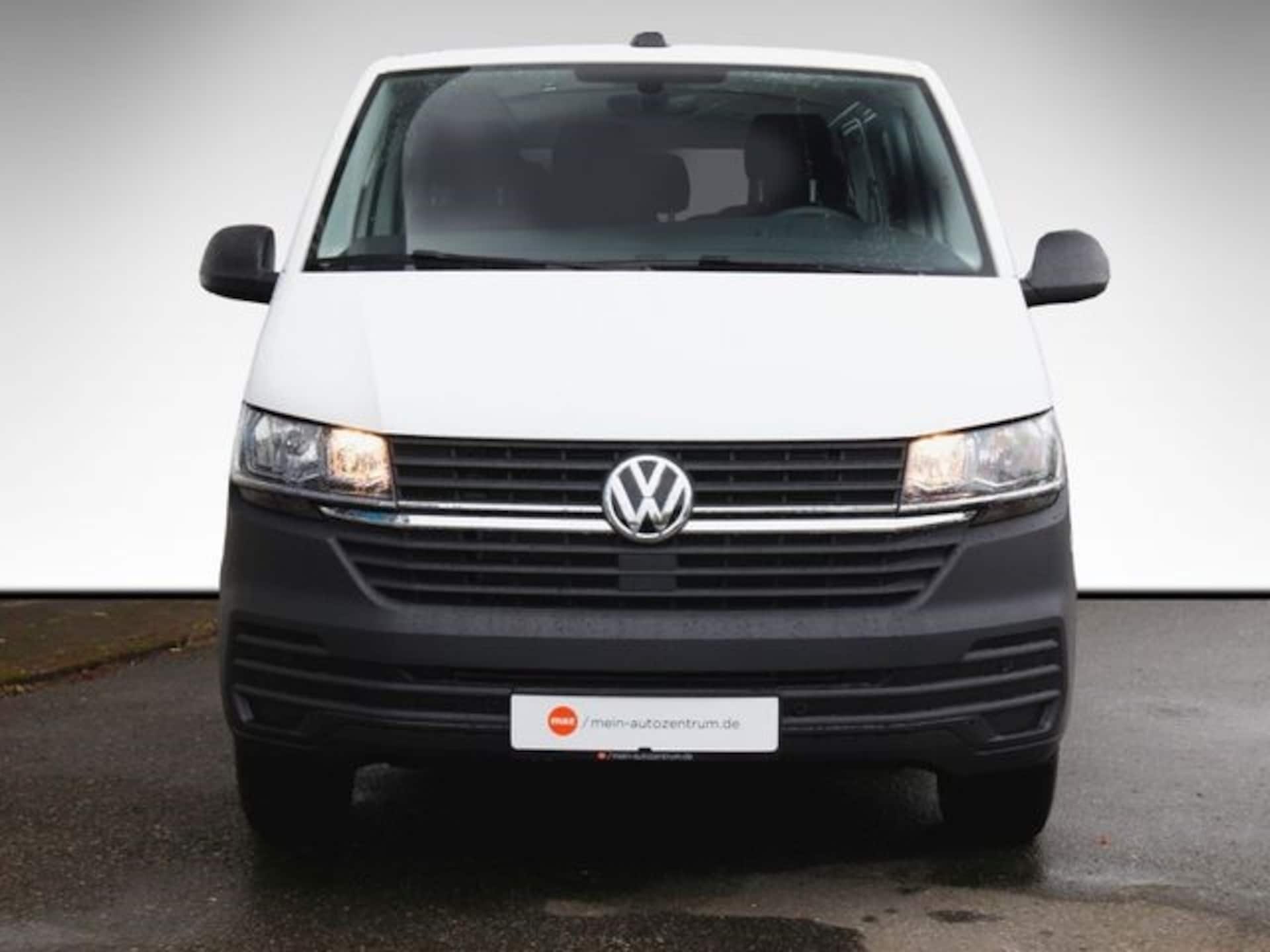 Volkswagen T6.1 Transporter Kombi langer Radstand