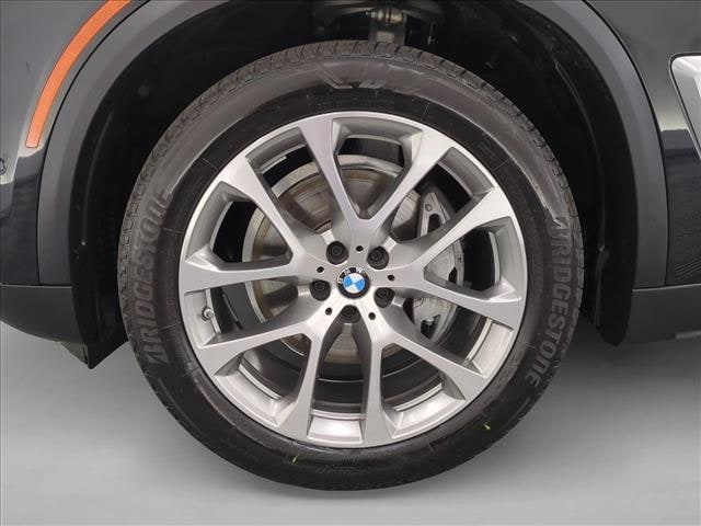 2024 BMW X5 28