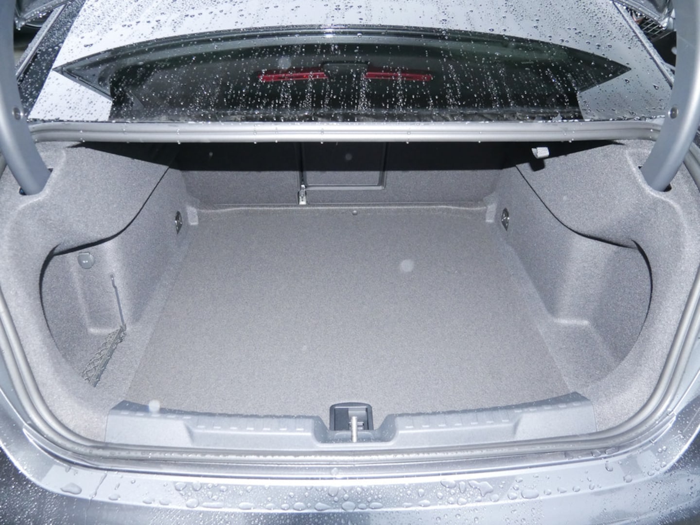 Bild über Audi S3 Limousine TFSI quattro S tronic - für weitere Informationen kontaktieren Sie den Audi Partner