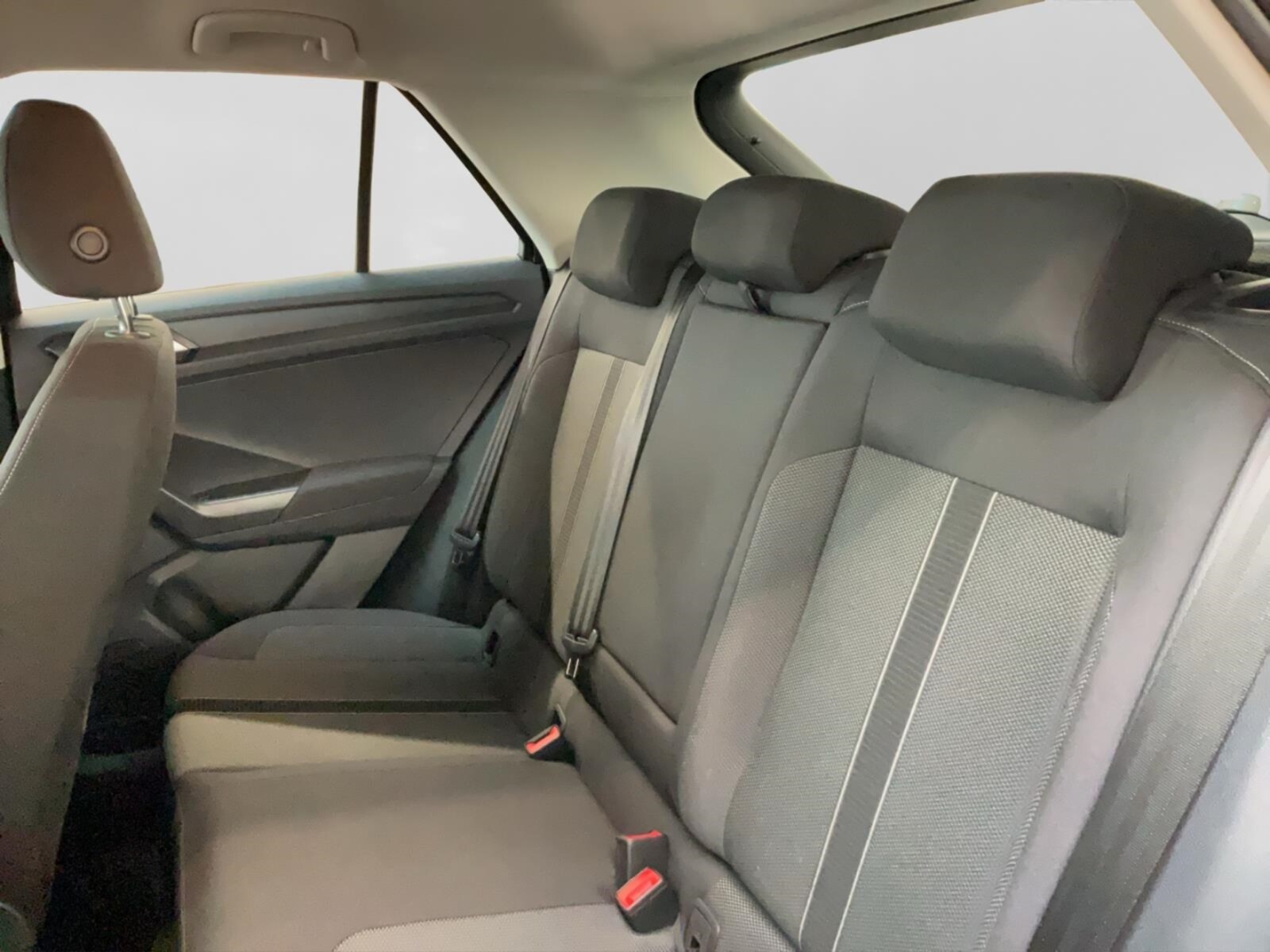 Volkswagen T-Roc – Bild 13