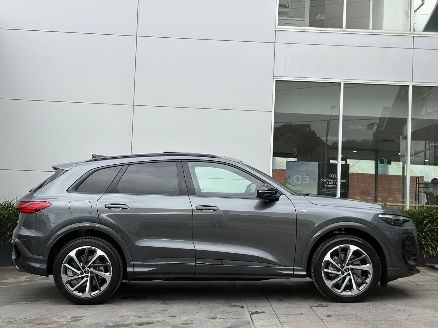 Image about Audi Q5 SUV Q5 sport TFSI quattro S tronic