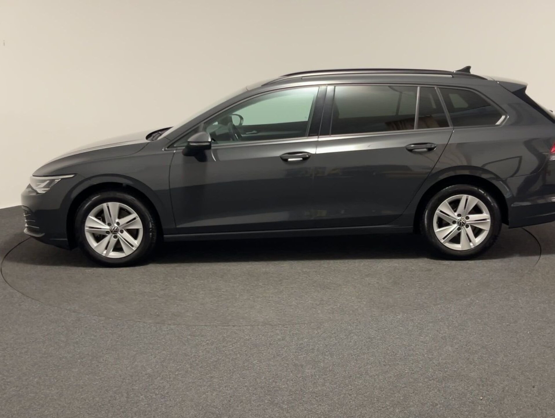 Volkswagen Golf Variant Life