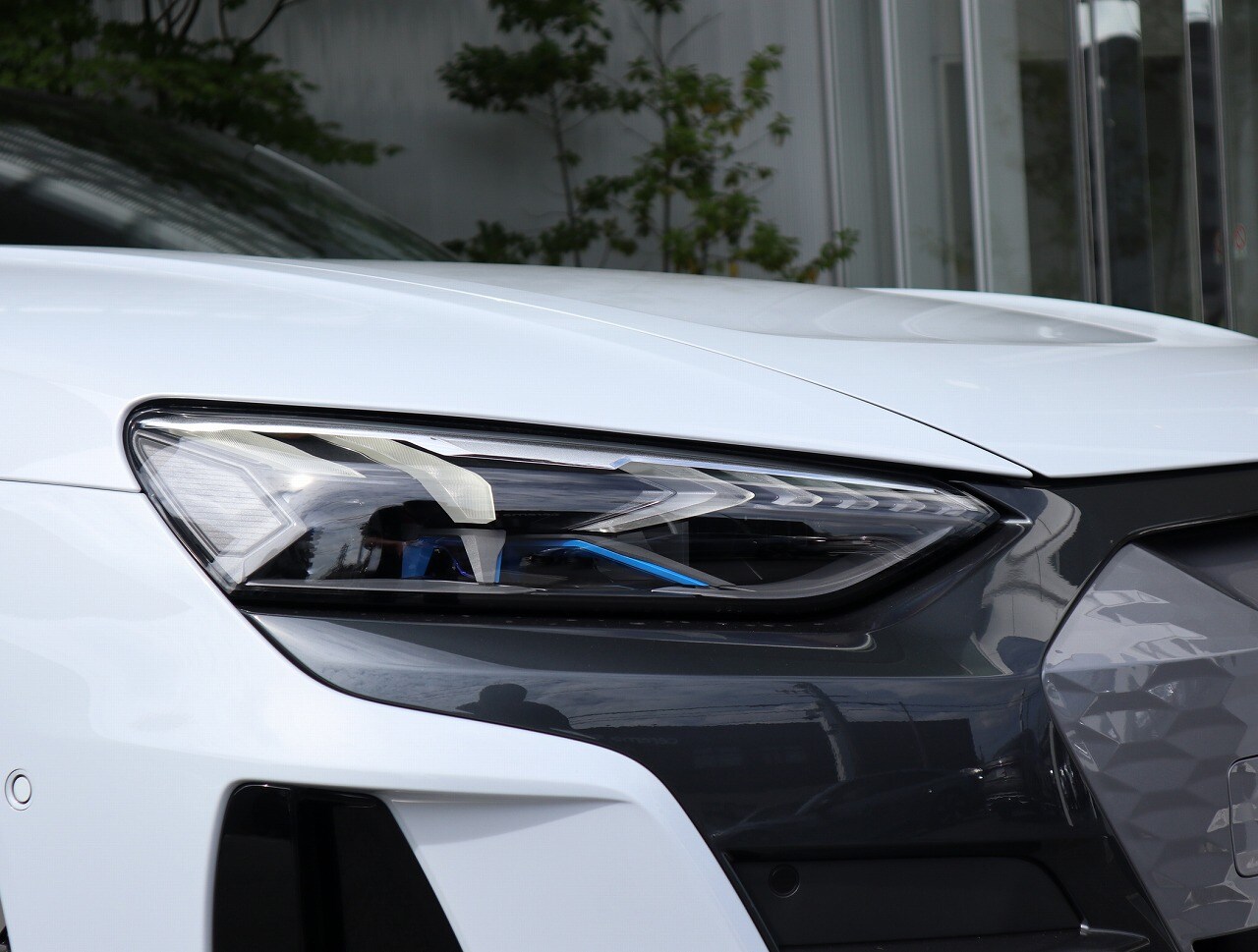 Image about Audi e-tron GT e-tron GT quattro 350,00 kW