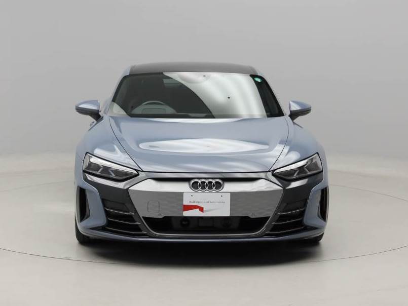 Audi e-tron GT e-tron GT quattro 350,00 kW for more details contact your dealer