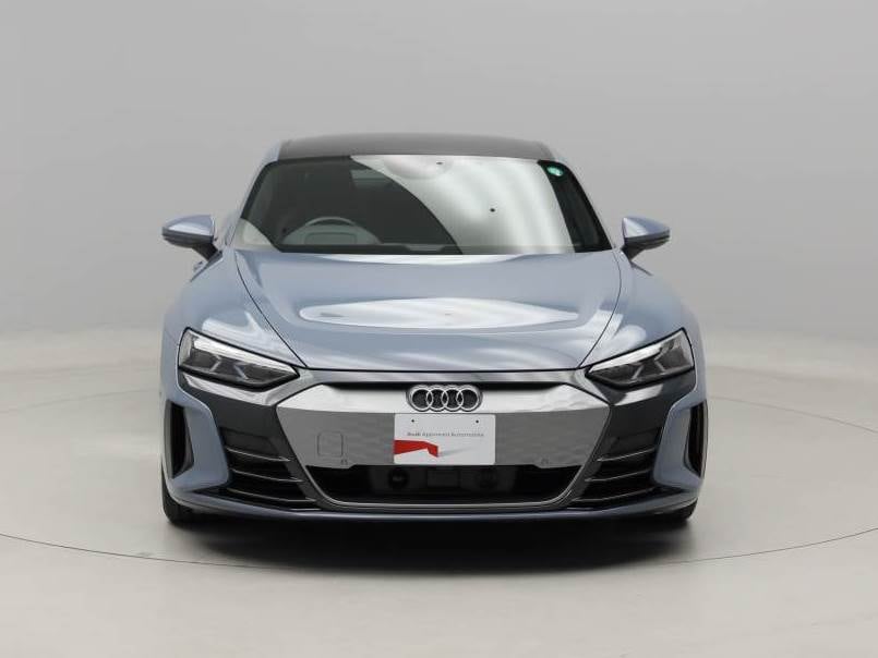 Audi e-tron GT e-tron GT quattro 350,00 kW for more details contact your dealer