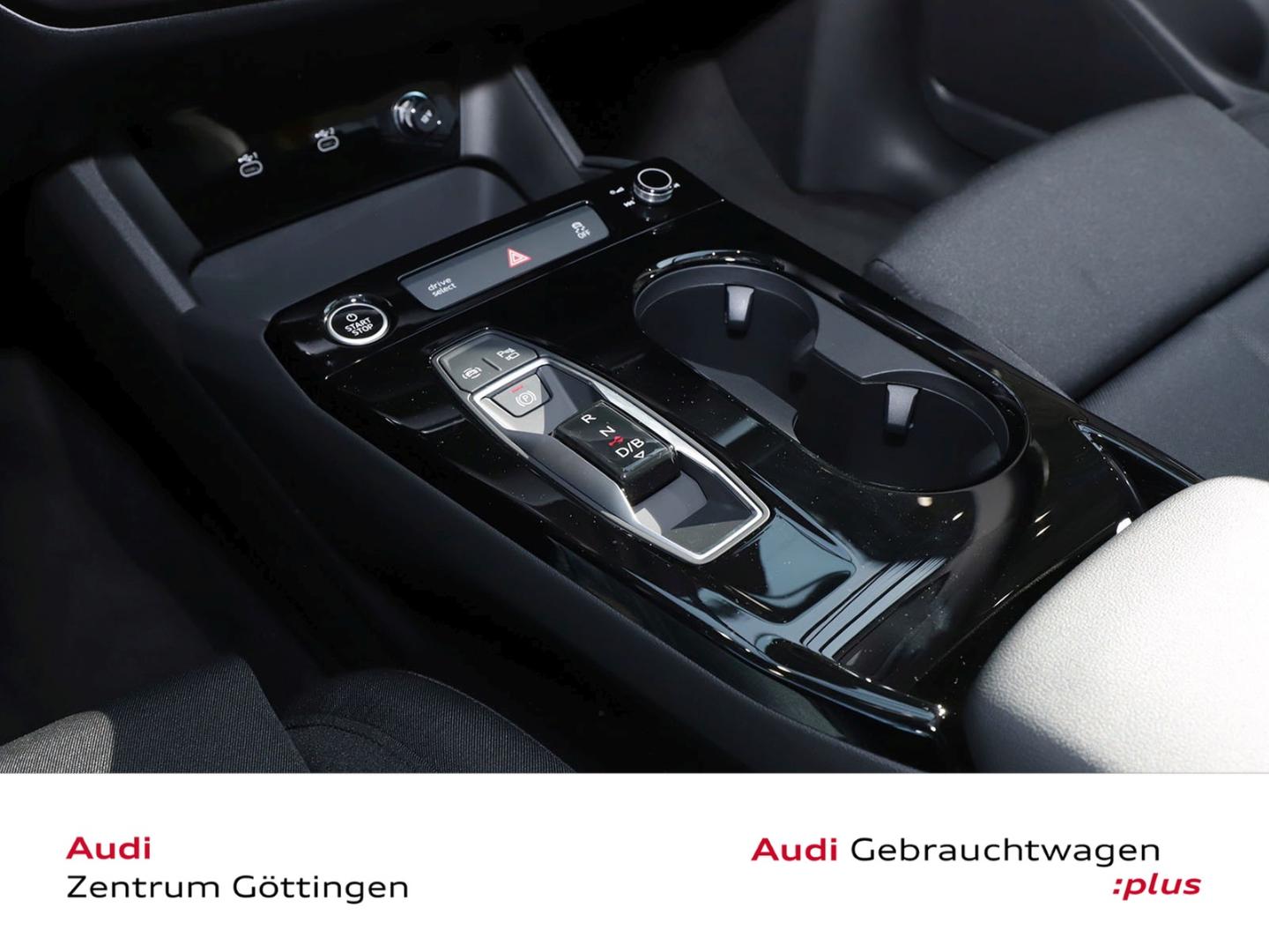 Image about Audi Q6 SUV e-tron e-tron