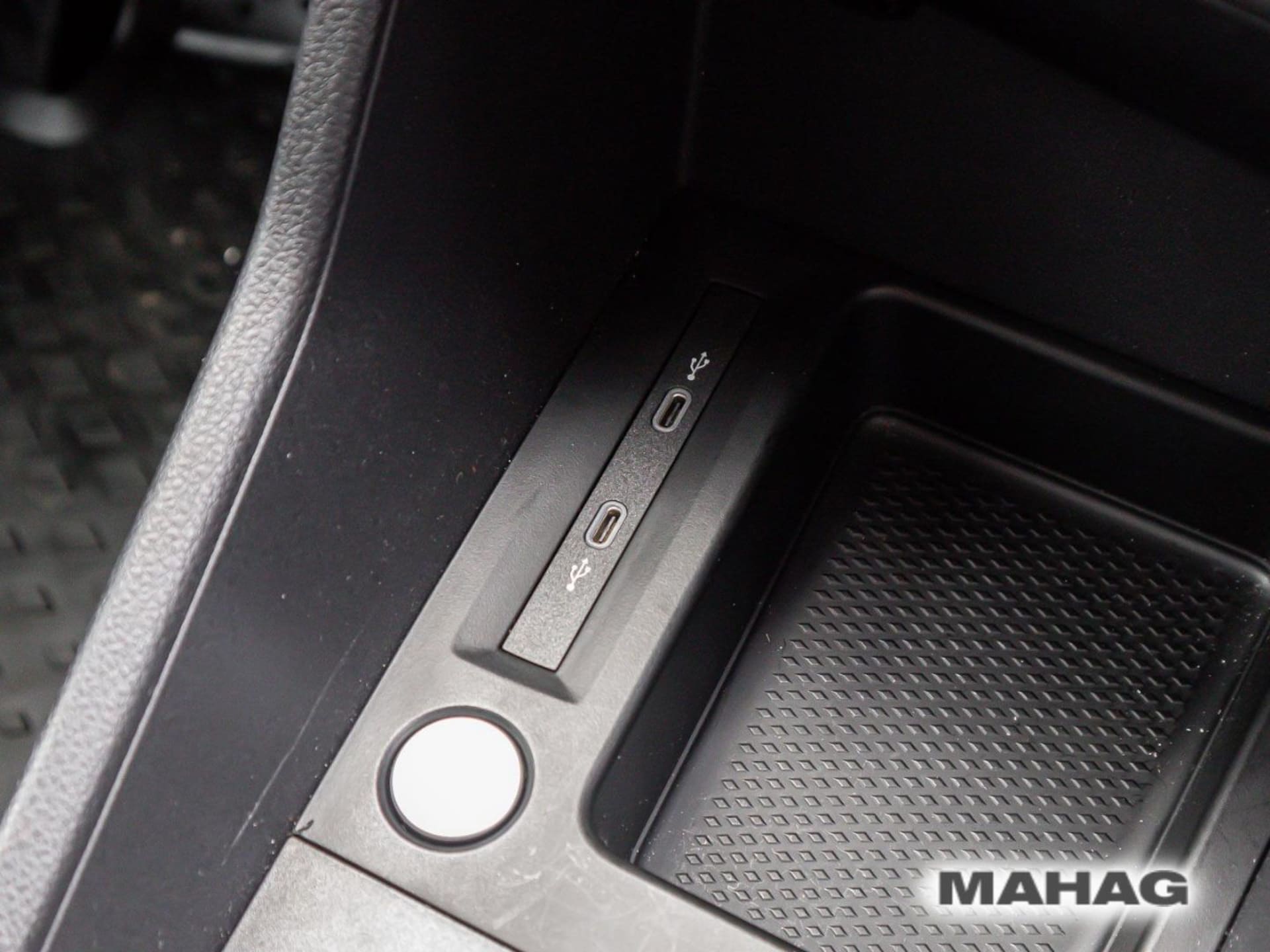 Volkswagen Caddy Maxi Basis-Modell